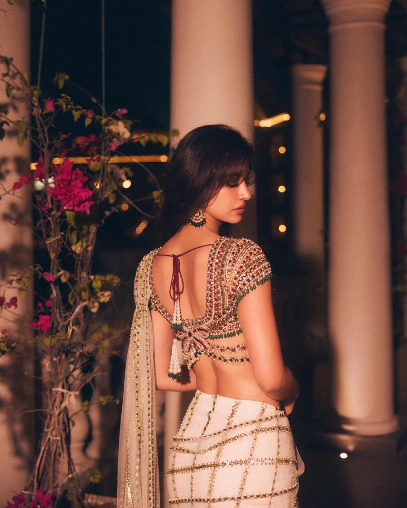 disha patani indian actress white saree gallery