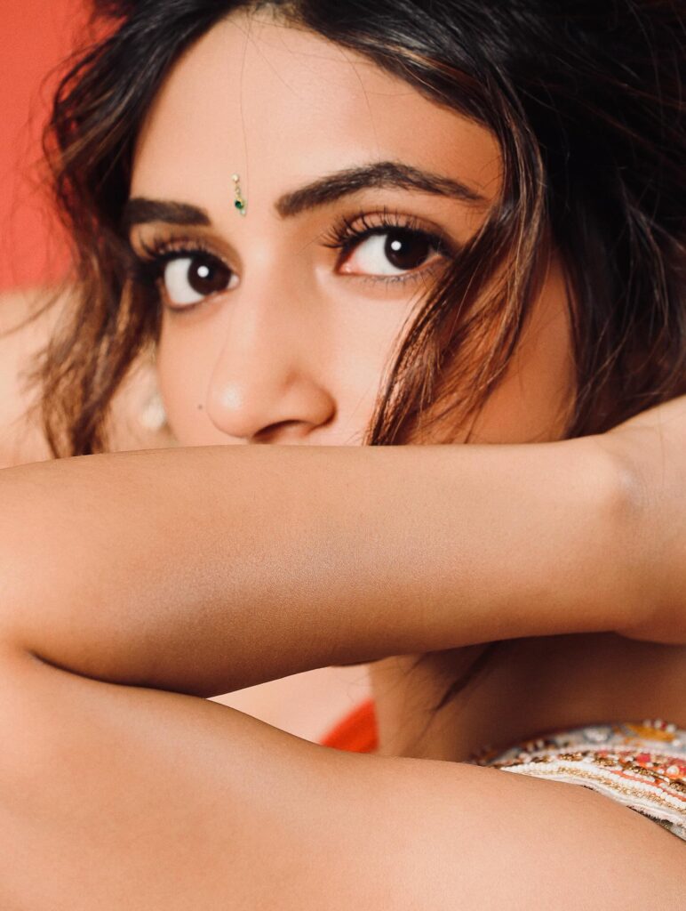 sreeleela beautiful eyes close up hd wallpaper.jpg