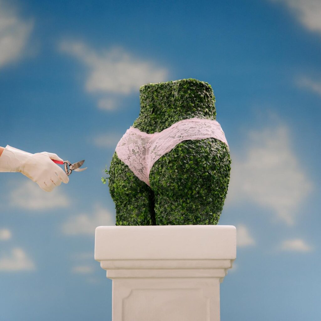 sydney sweeney glamorous photoshoot rose theme